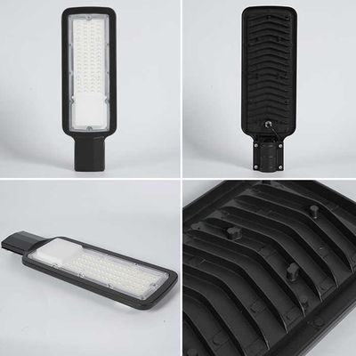 Lâmpada de rua LED de alumínio de fundição a óleo com classificação de resistência à água IP65 e 80 CRI