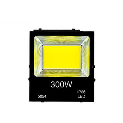 Luz de rua LED brilhante Ip66 resistente à água poupando energia luz de inundação exterior