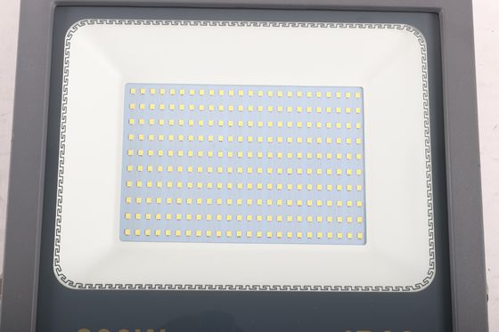 AC 100V-240V Voltagem de entrada 10W 20W 30W 50W 100W 150W 200W LED projétil para exterior